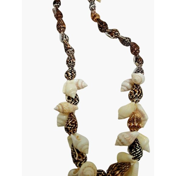 Vintage Surf Style Shell Bead Necklace Bohemian Beach Jewelry 32 inch - Picture 3 of 6